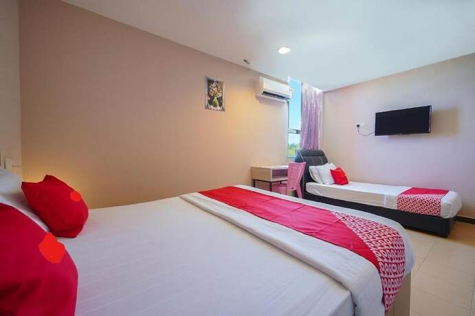 Imagen de la habitación del Hotel CMN. Foto 23