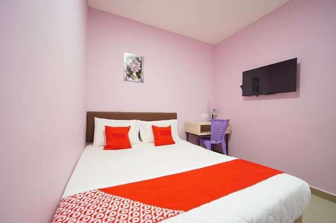 Imagen de la habitación del Hotel CMN. Foto 26