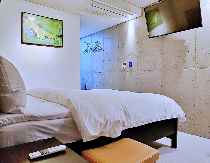Imagen general del Hotel CNB COZYANDBOUTIQUE. Foto 2