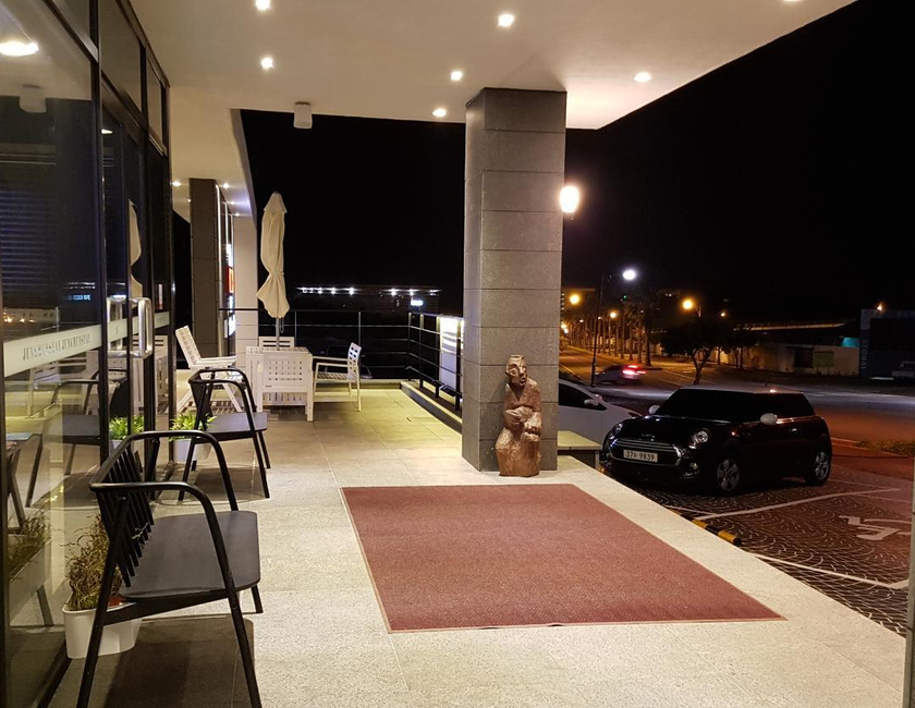 Imagen general del Hotel CNB COZYANDBOUTIQUE. Foto 11