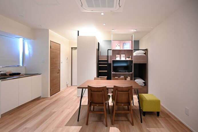 Imagen de la habitación del Hotel COCO SHUKU ASAKUSA KURAMAE. Foto 13