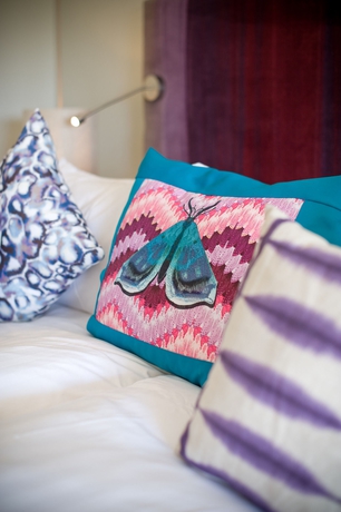 Imagen de la habitación del Hotel COMBE GROVE MANOR. Foto 5