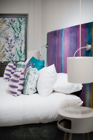 Imagen de la habitación del Hotel COMBE GROVE MANOR. Foto 6