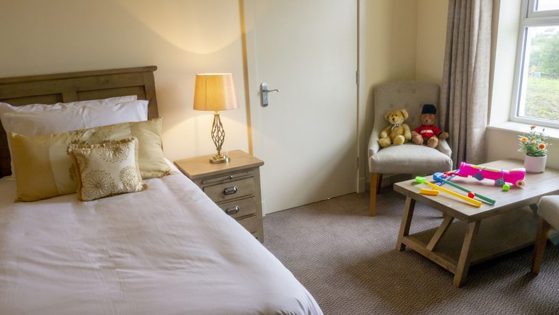 Imagen de la habitación del Hotel COMIS and Golf Resort. Foto 7