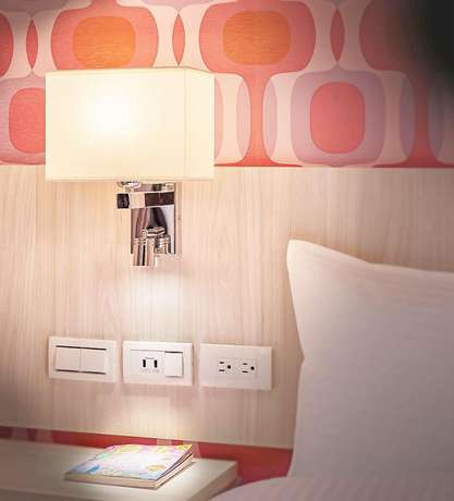 Imagen de la habitación del Hotel COMMA Boutique. Foto 18