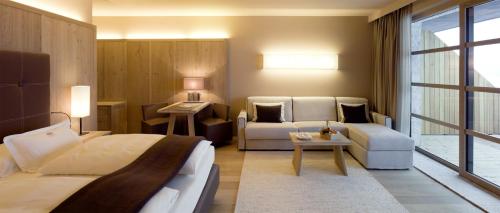 Imagen de la habitación del Hotel COMO Alpina Dolomites. Foto 9