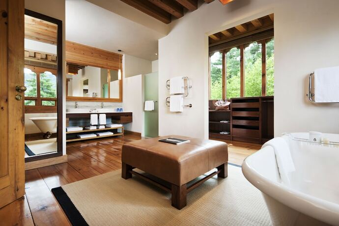 Imagen general del Hotel COMO Uma Paro. Foto 6