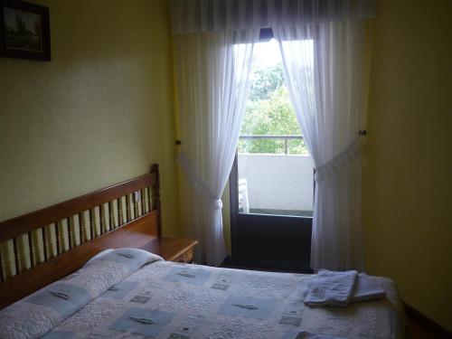 Imagen general del Hotel COMPLEJO DE LA HOZ. Foto 3