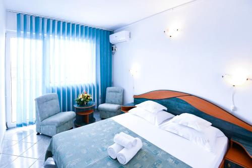 Imagen de la habitación del Hotel COMPLEX TISMANA 3* ALL INCLUSIVE. Foto 14