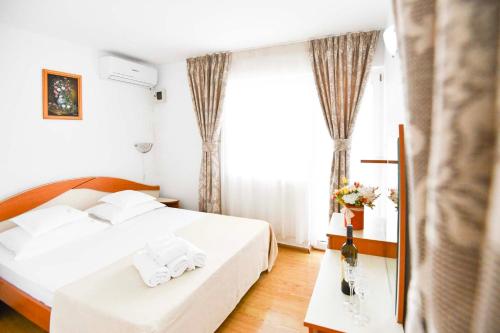 Imagen de la habitación del Hotel COMPLEX TISMANA 3* ALL INCLUSIVE. Foto 19