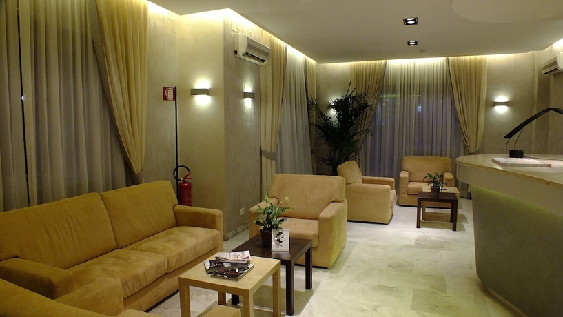 Imagen de los interiores del Hotel CONSUL, Aurelio. Foto 19