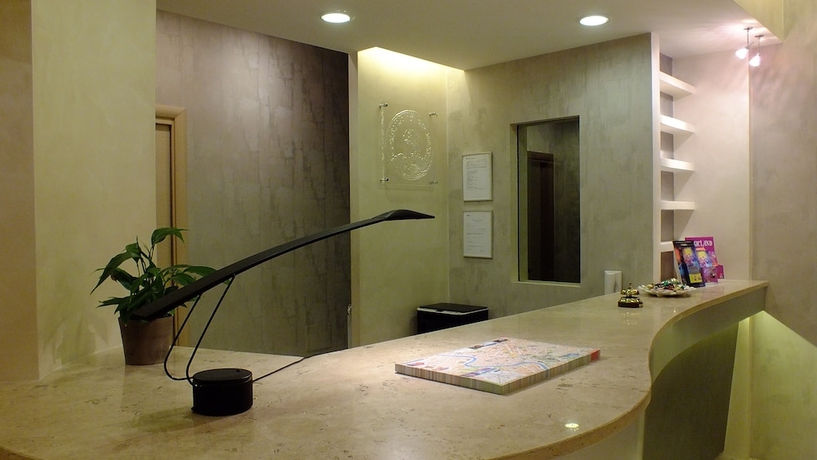Imagen de los interiores del Hotel CONSUL, Roma. Foto 17