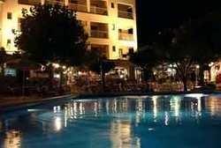 Imagen general del Hotel CORAL, L' Estartit. Foto 4