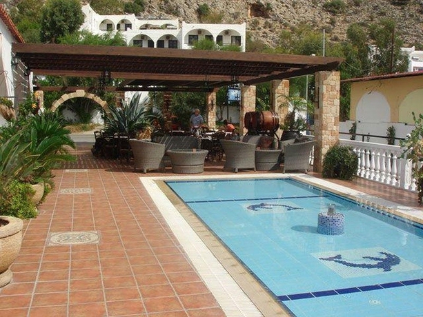 Imagen general del Hotel CORALI STUDIOS. Foto 13