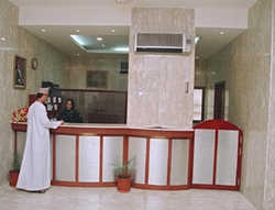 Imagen de los interiores del Hotel CORNICHE. Foto 7