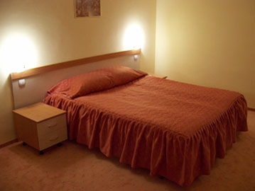 Imagen de la habitación del Hotel COROANA DE AUR. Foto 5