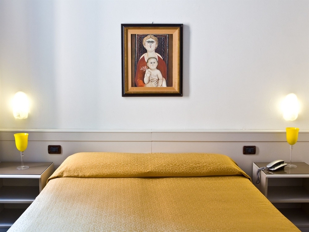 Imagen de la habitación del Hotel CORSO, Padua. Foto 12
