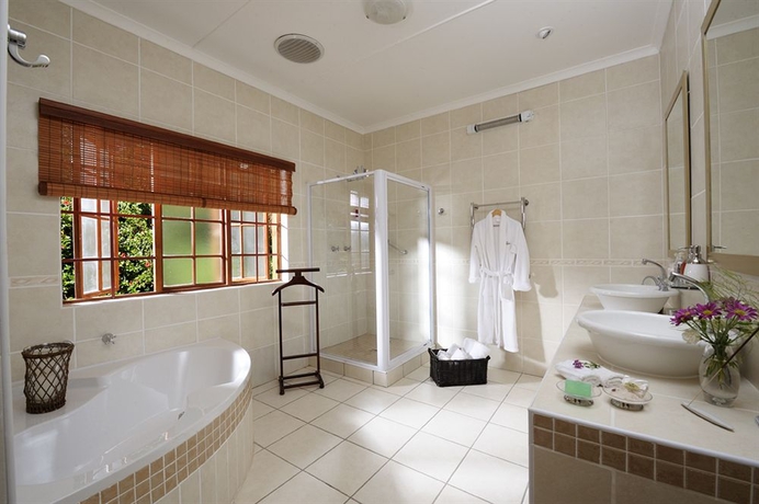 Imagen de la habitación del Hotel COSMOS CUISINE GUEST HOUSE. Foto 5