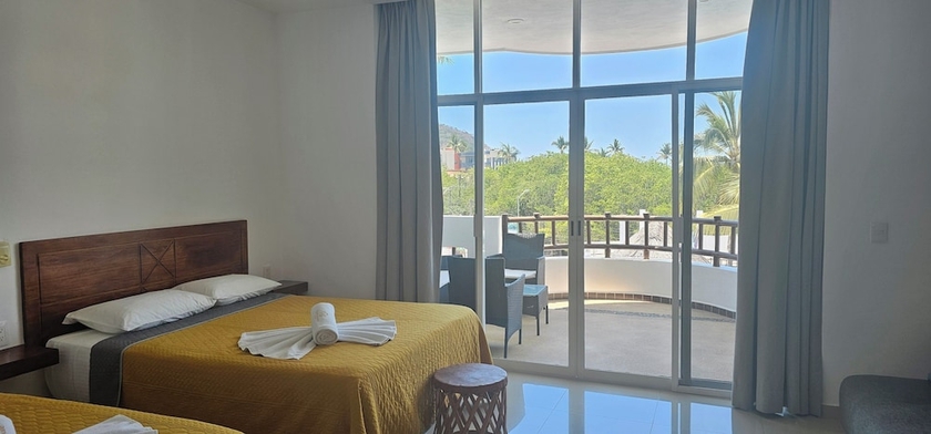 Imagen de la habitación del Hotel COSTA MADERO RESORT. Foto 3