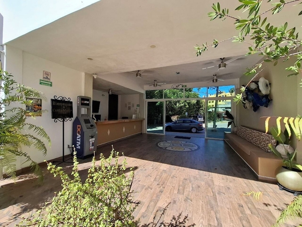 Imagen de los interiores del Hotel COSTA MADERO RESORT. Foto 16