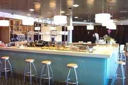 Imagen del bar/restaurante del Hotel COSTAMAR HOTEL. Foto 3