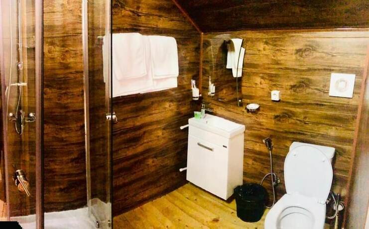 Imagen general del Hotel COTTAGE CHALET and TOURS. Foto 1
