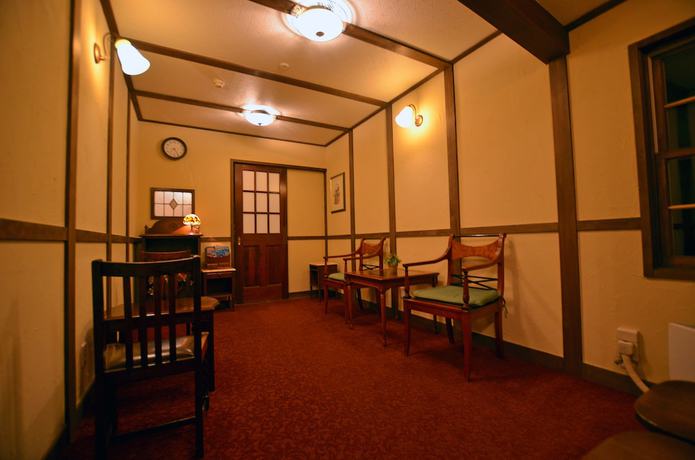 Imagen de los interiores del Hotel COUNTRY HOTEL RED FOX. Foto 18