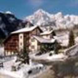 Imagen general del Hotel COURMAISON. Foto 6