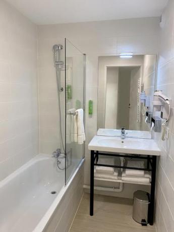 Imagen de la habitación del Hotel COURRIER SUD. Foto 19