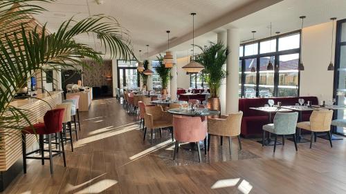 Imagen general del Hotel COURRIER SUD. Foto 7