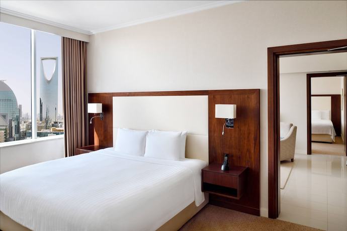 Imagen de la habitación del Hotel COURTYARD BY MARRIOTT RIYADH OLAYA. Foto 16