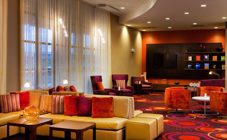 Imagen de los interiores del Hotel COURTYARD SYRACUSE DOWNTOWN AT ARMORY SQUARE. Foto 12