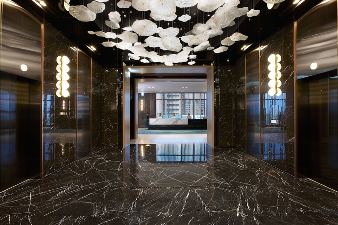 Imagen de los interiores del Hotel COZZI Blu. Foto 15