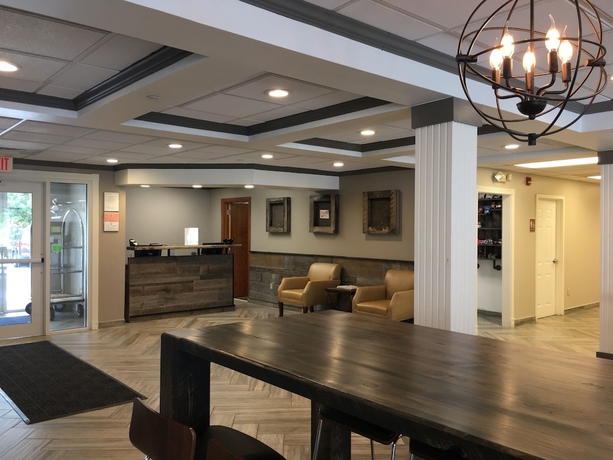 Imagen de los interiores del Hotel CRESTHILL SUITES ALBANY. Foto 19