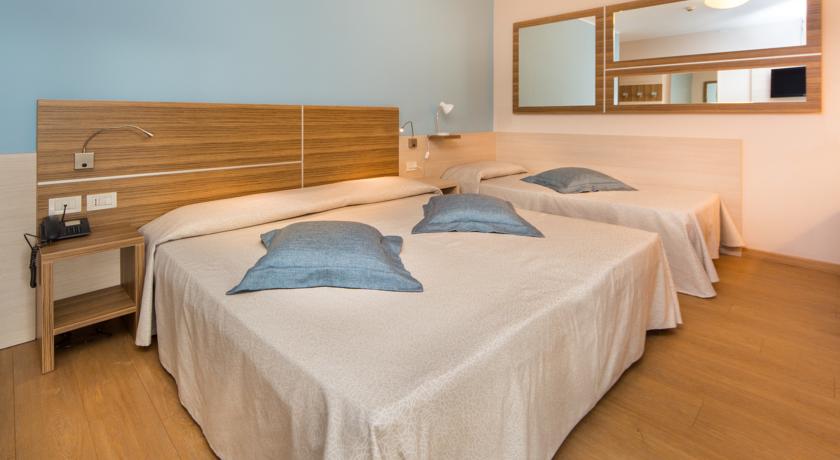 Imagen general del Hotel CROCE DI MALTA, Lignano Sabbiadoro. Foto 3