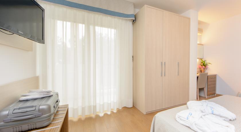 Imagen general del Hotel CROCE DI MALTA, Lignano Sabbiadoro. Foto 4