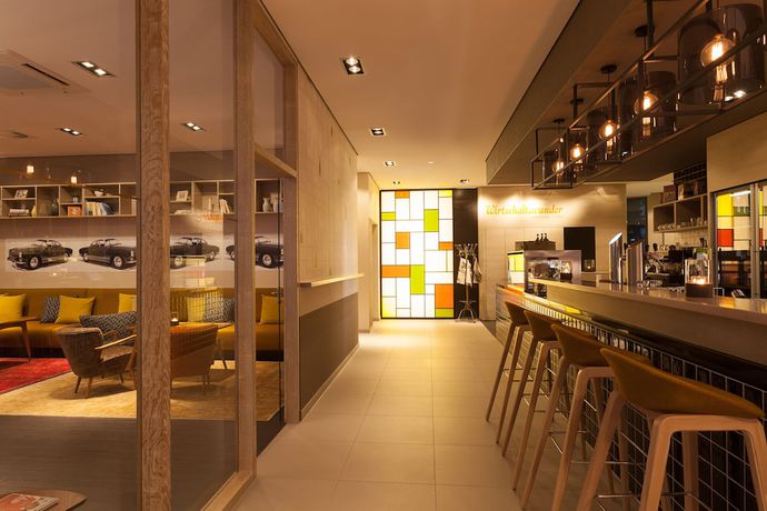 Imagen del bar/restaurante del Hotel CROSS INN Osnabr&uuml;ck by Hackmann. Foto 4