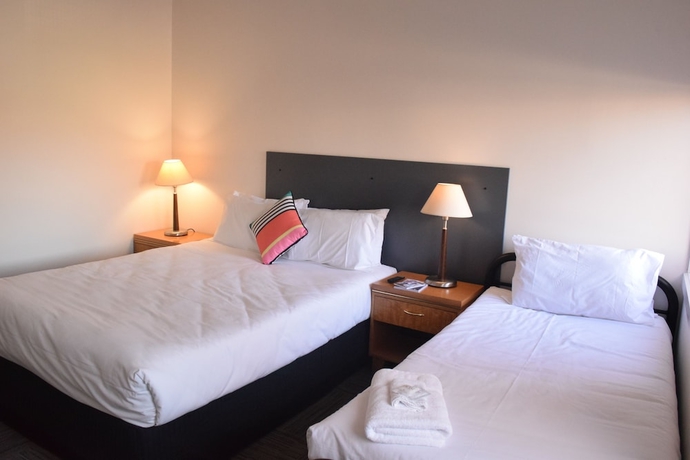 Imagen de la habitación del Hotel CROWN CBD. Foto 4