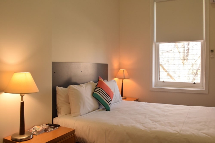 Imagen de la habitación del Hotel CROWN CBD. Foto 6