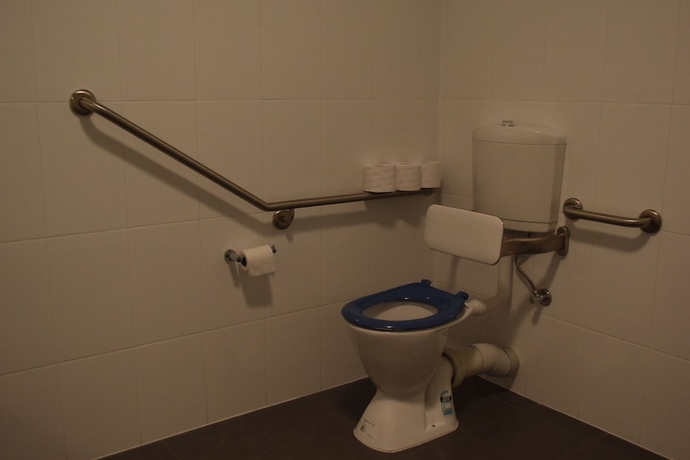 Imagen de la habitación del Hotel CROWN CBD. Foto 13