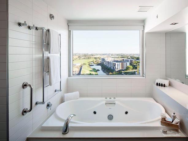 Imagen de la habitación del Hotel CROWN PROMENADE, Perth. Foto 4