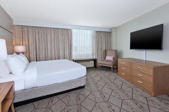 Imagen de la habitación del Hotel CROWNE PLAZA SYRACUSE. Foto 15