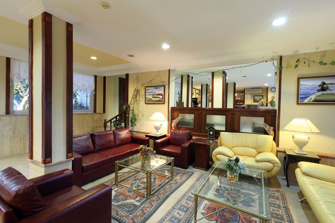 Imagen general del Hotel CRYSTAL, G&Uuml;M&Uuml;SL&Uuml;K. Foto 4