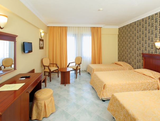 Imagen general del Hotel CRYSTAL, G&Uuml;M&Uuml;SL&Uuml;K. Foto 12