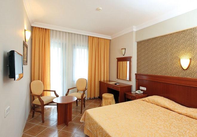 Imagen general del Hotel CRYSTAL, G&Uuml;M&Uuml;SL&Uuml;K. Foto 14