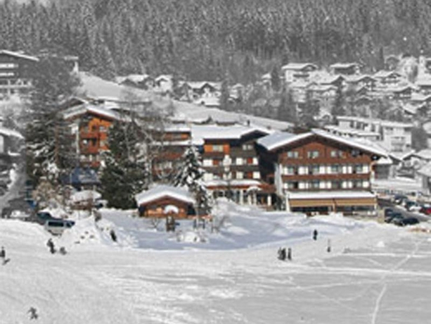 Imagen general del Hotel CRYSTAL HOTEL, Fugen . Foto 4