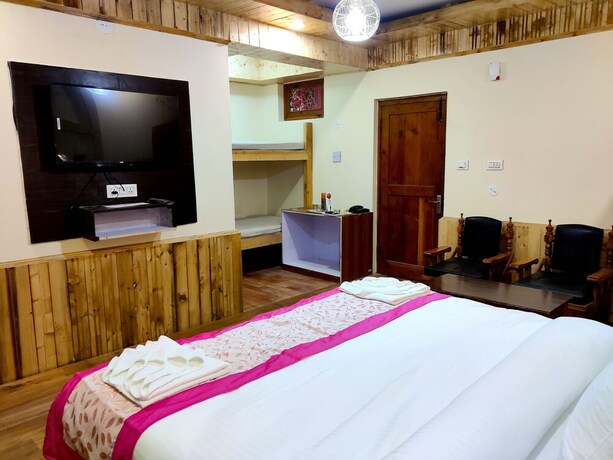 Imagen de la habitación del Hotel CS Shhandella. Foto 17