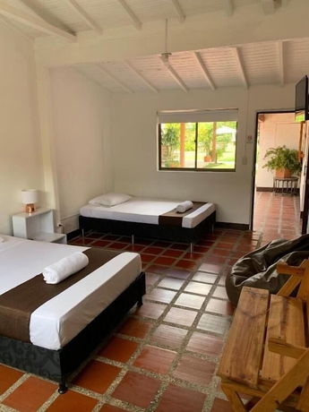 Imagen de la habitación del Hotel CSI Llanogrande. Foto 5