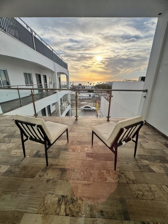 Imagen de la habitación del Hotel CUATRO PALMAS HOTEL. Foto 9