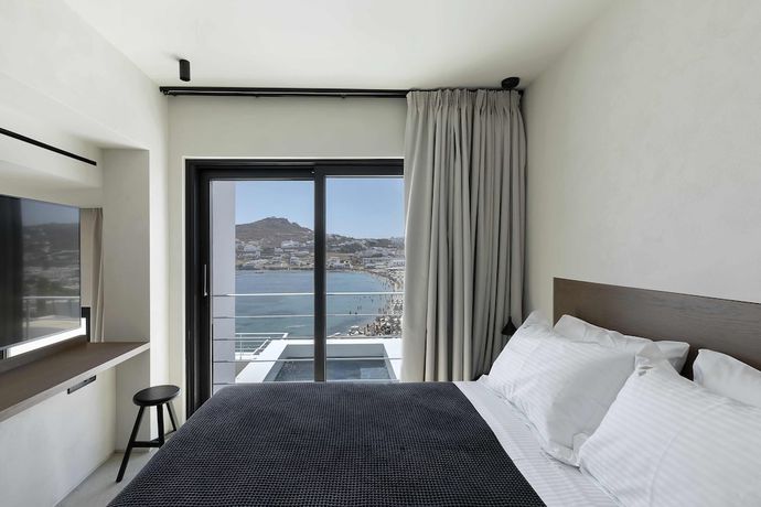 Imagen de la habitación del Hotel CUBIC Mykonos Seafront Design Suites. Foto 6
